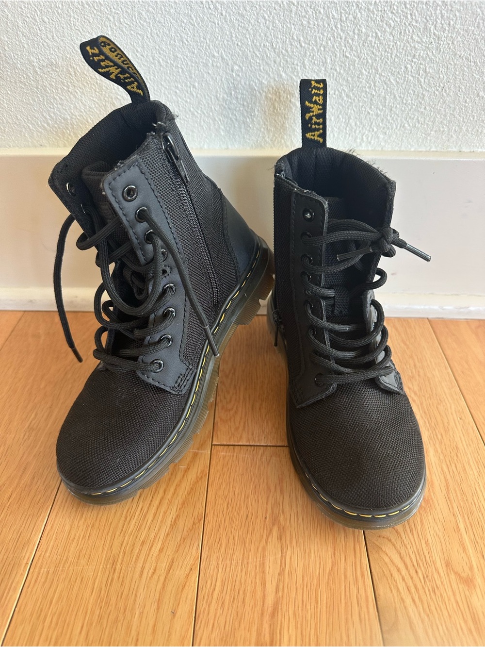 Dr. Martens Junior Combs Extra Touch Poly Casual Boots Size 13